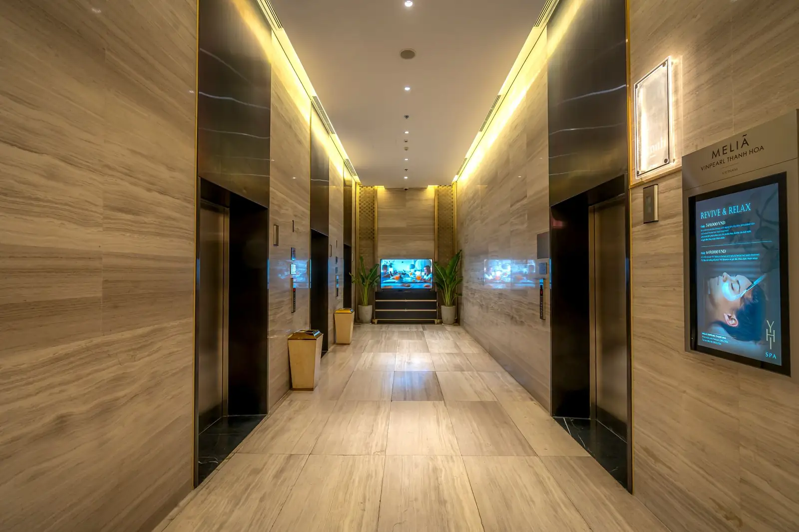 Stayauditjournal.com interior corridor